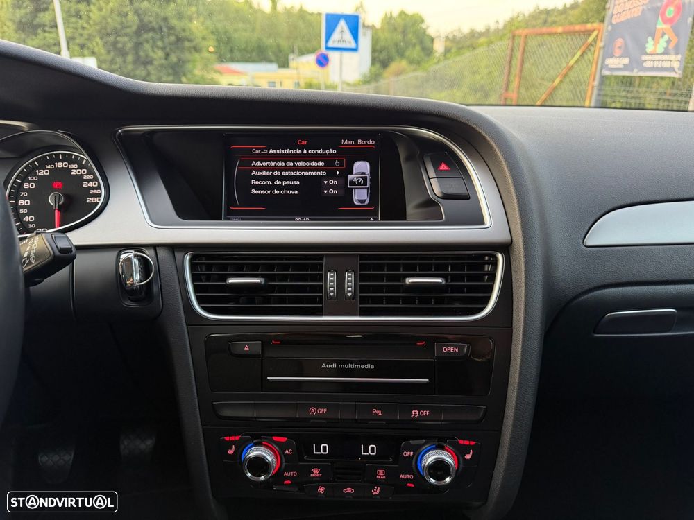 Audi A4 Avant 2.0 TDI Business Line - 29