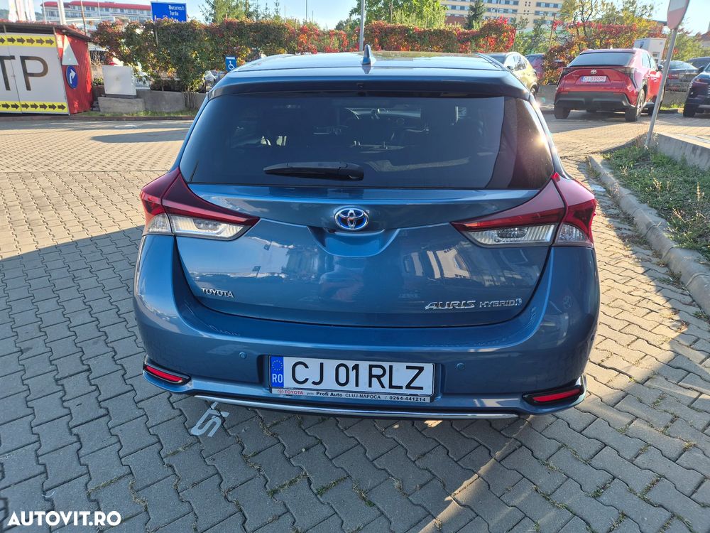 Toyota Auris 1.8 L VVT-i HSD Luna - 7