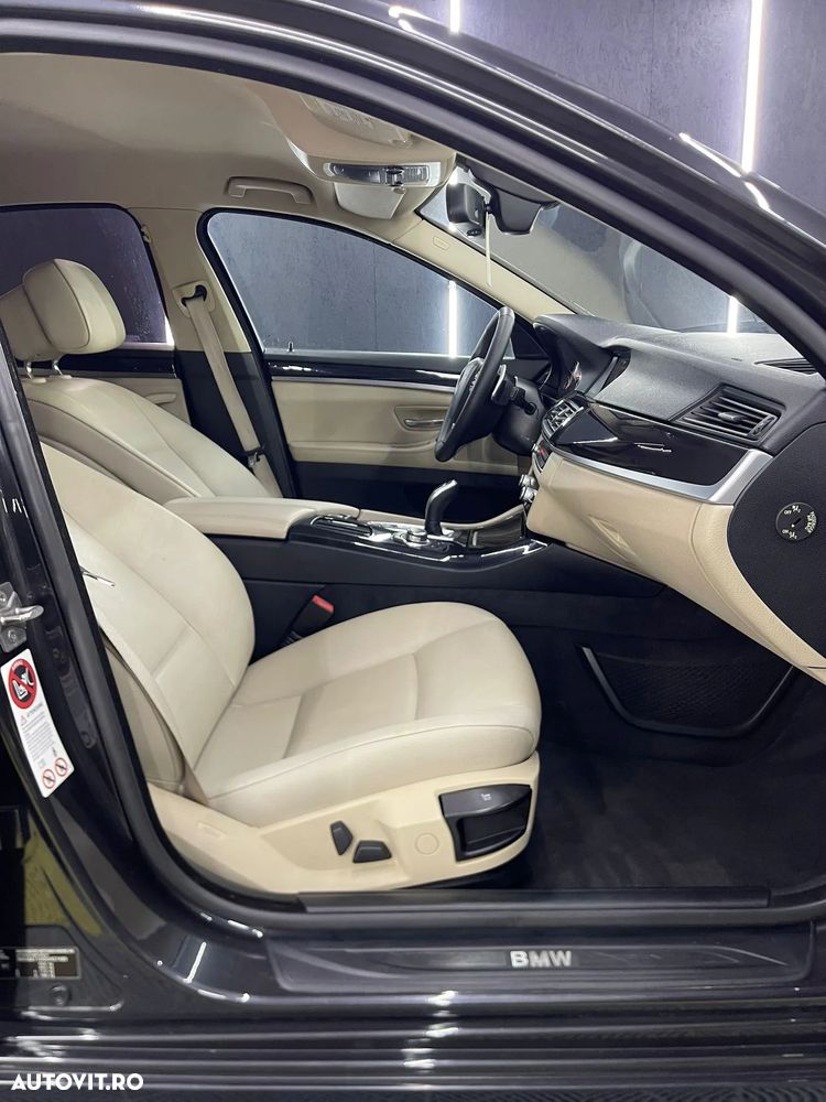 BMW Seria 5 525d xDrive Aut. - 12