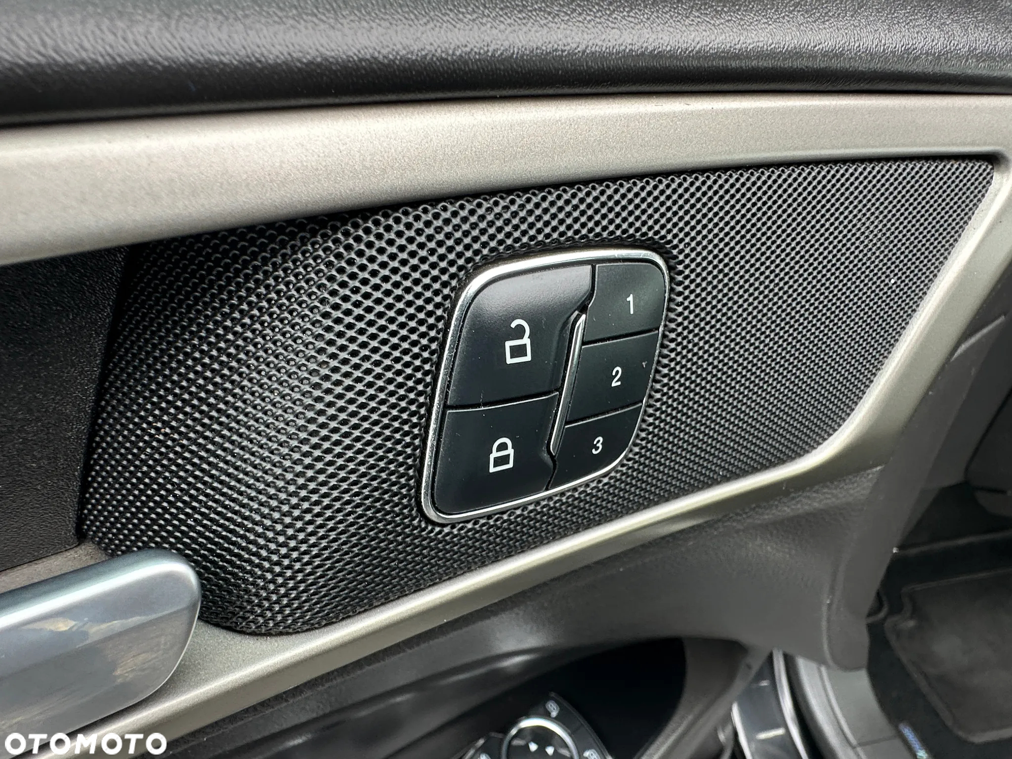 Ford Mondeo Vignale 2.0 TDCi 4WD PowerShift - 17