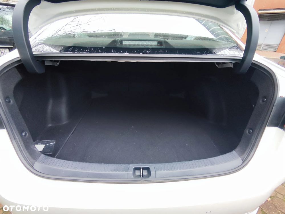 Toyota Corolla 1.8 Hybrid Comfort - 9