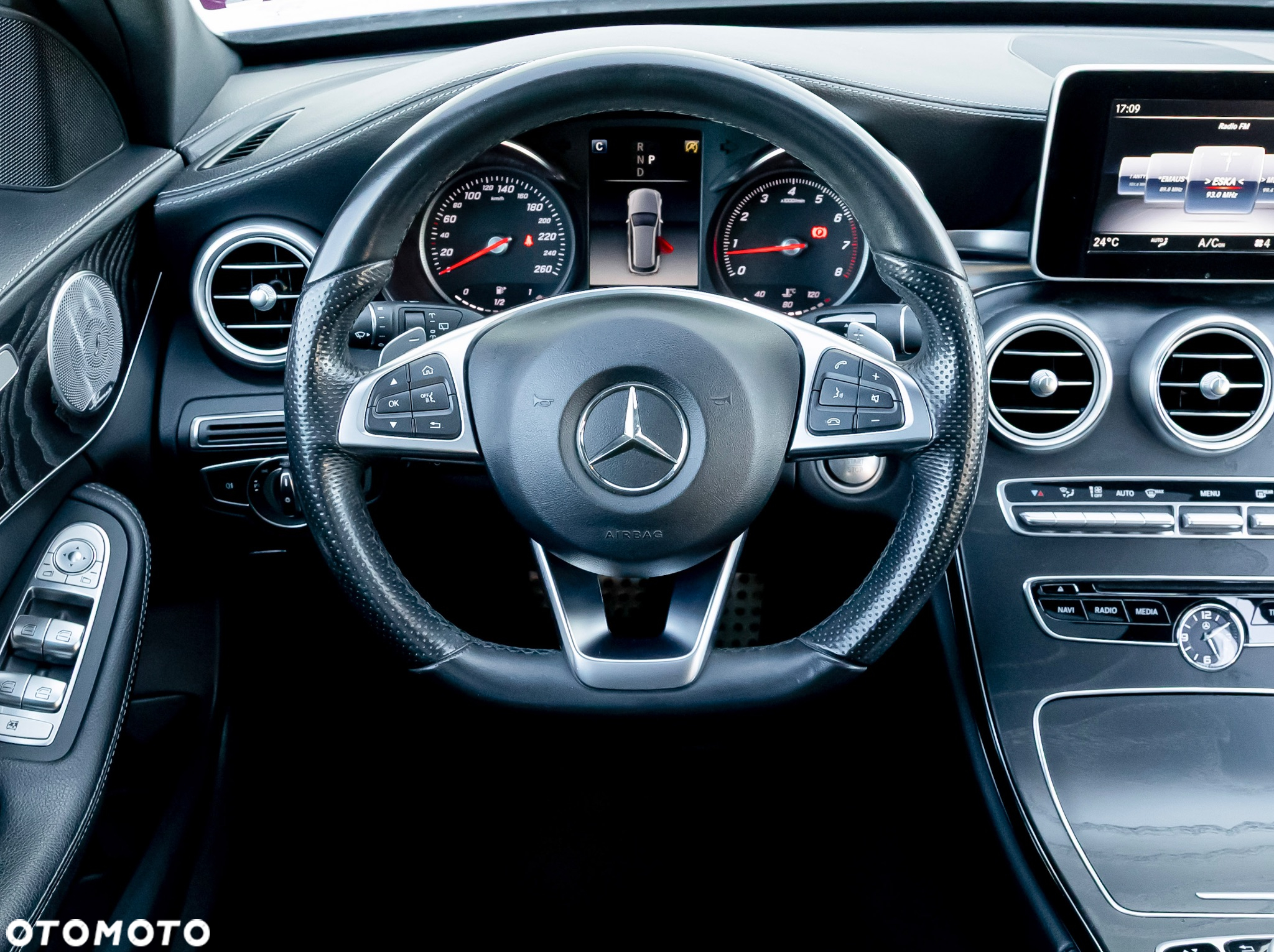 Mercedes-Benz Klasa C 200 4-Matic 9G-TRONIC - 18