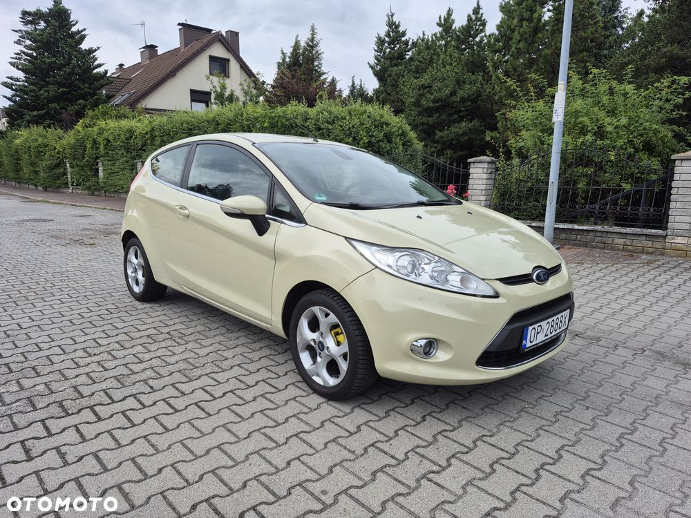 Ford Fiesta - 4