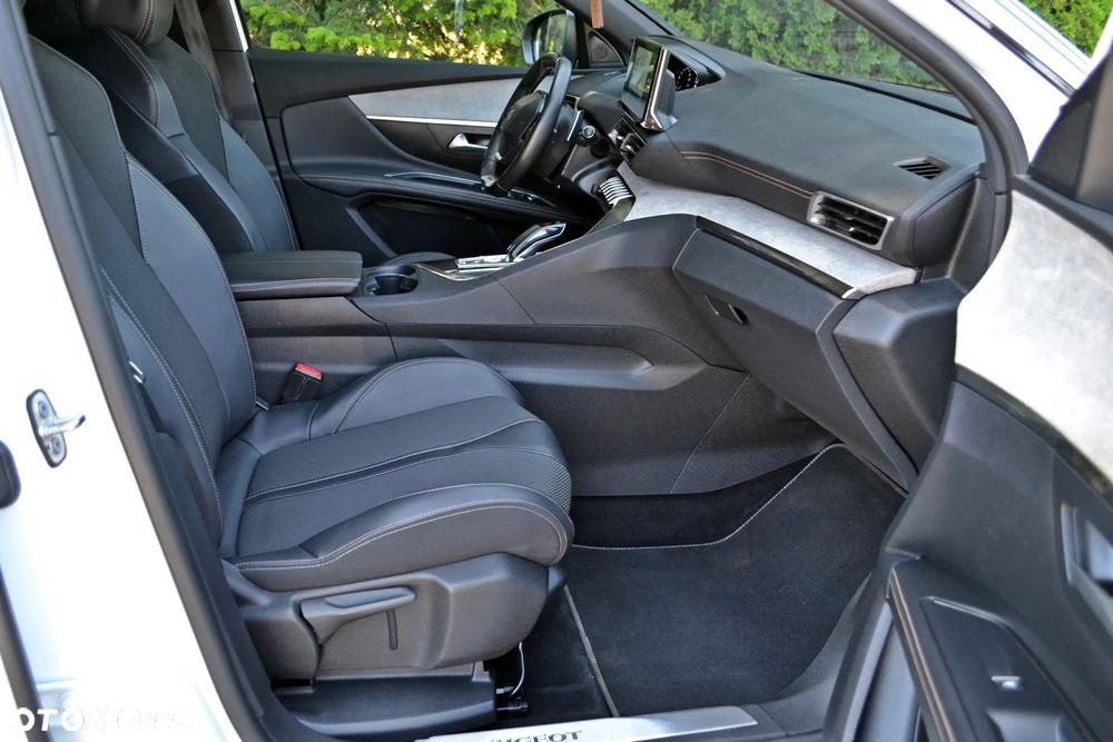 Peugeot 5008 - 25