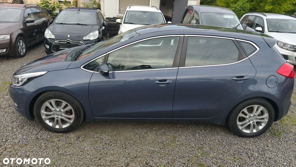 Kia Ceed - 7