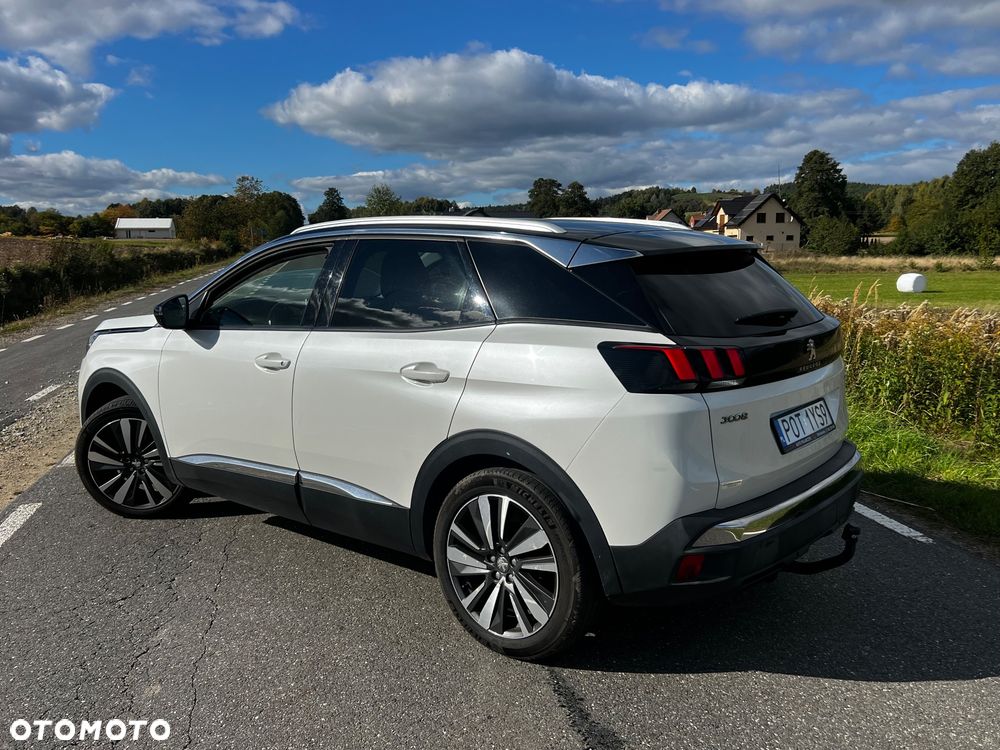 Peugeot 3008 1.2 PureTech GPF Allure S&S - 8