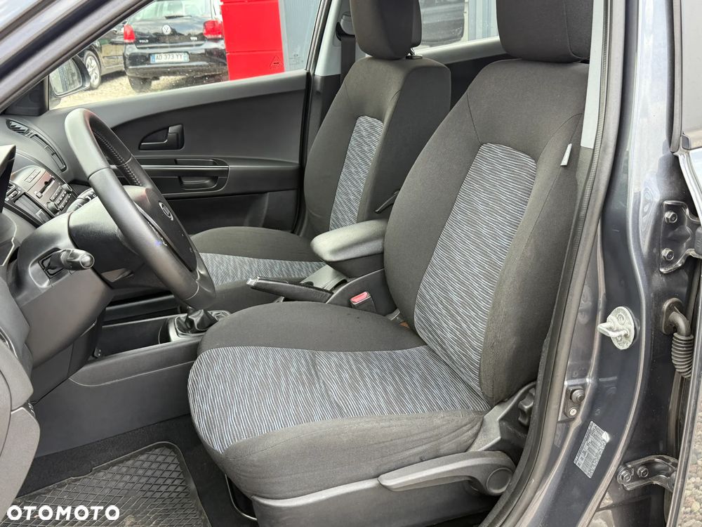 Kia Ceed Cee'd 1.6 Crdi Comfort + - 5