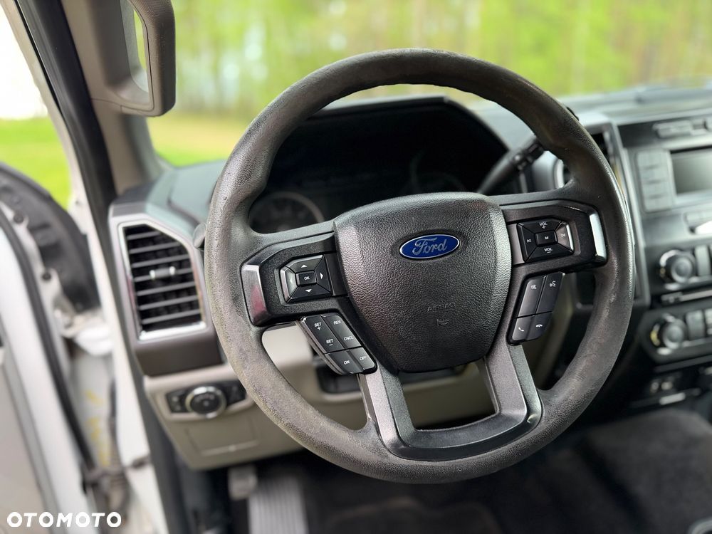 Ford F150 - 15