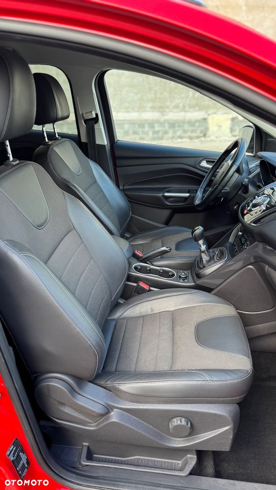 Ford Kuga 2.0 TDCi Titanium - 5