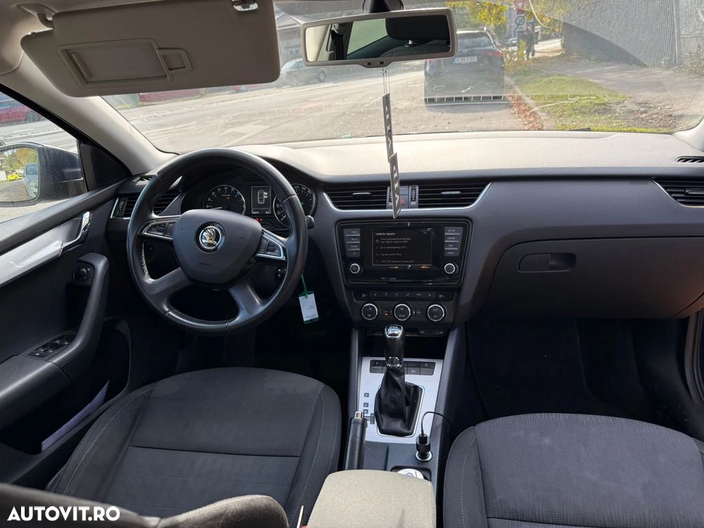 Skoda Octavia 2.0 TDI 4x4 DSG Ambition - 17