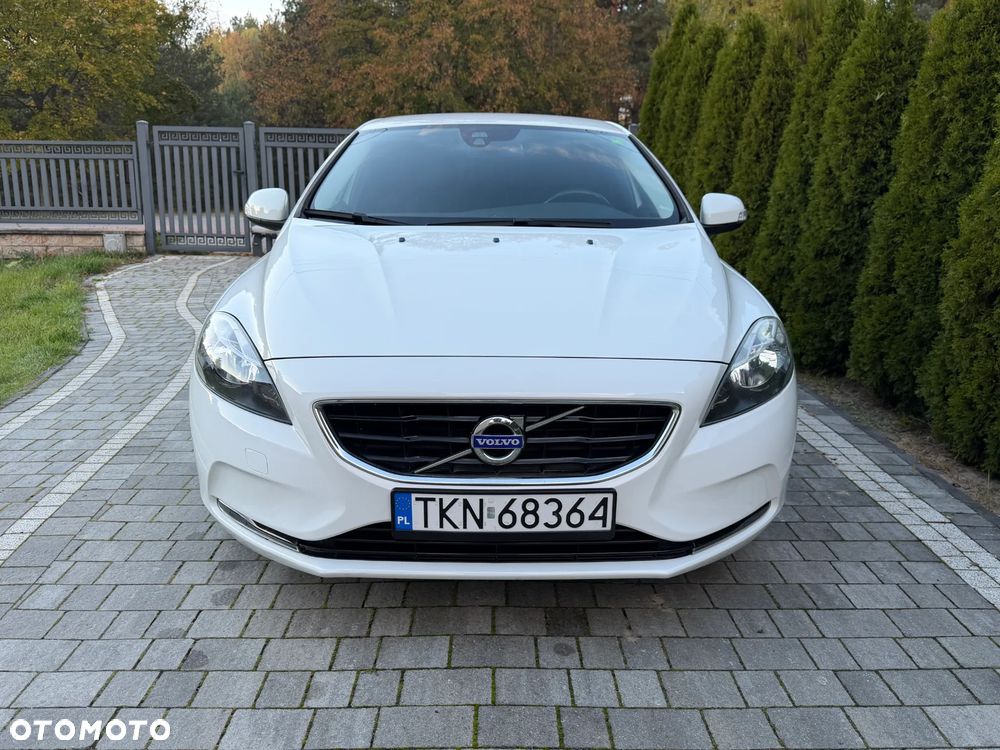 Volvo V40 2013 photo 2