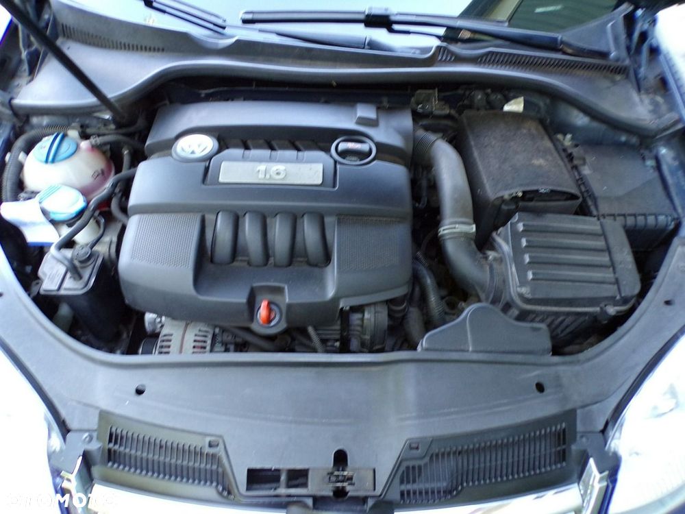 Volkswagen Jetta - 24
