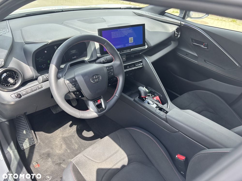 Toyota C-HR - 9