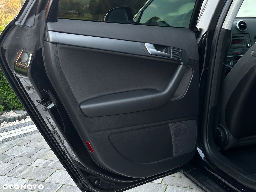 Audi A3 Sportback 1.6 Ambition - 28