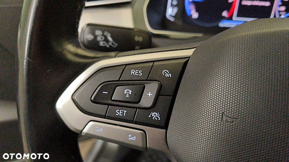 Volkswagen Passat 2022