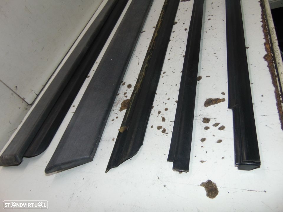 Ssangyong korando 601 raspadores dos vidros/Frisos - 2