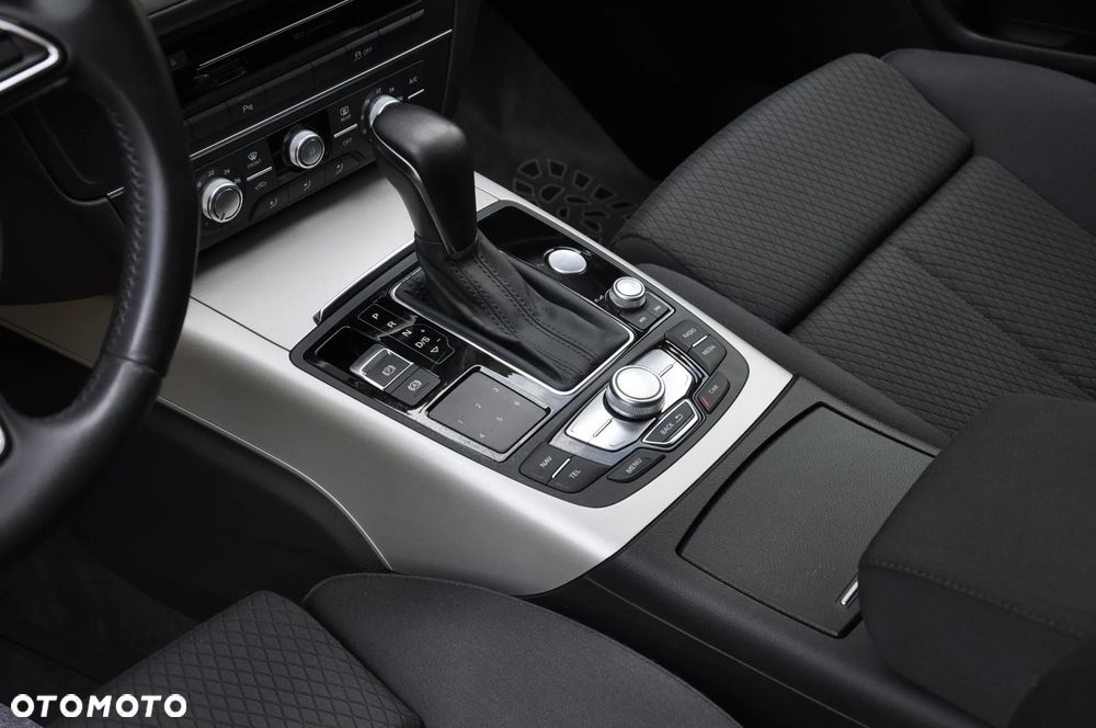Audi A6 Avant 2.0 TDI Ultra DPF S tronic - 17
