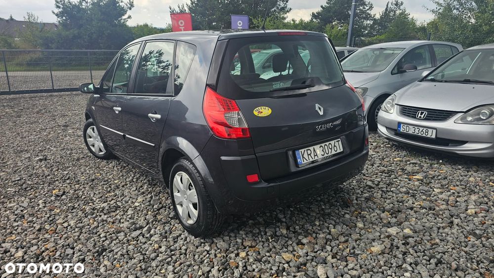 Renault Scenic 1.6 16V Authentique Euro5 - 6