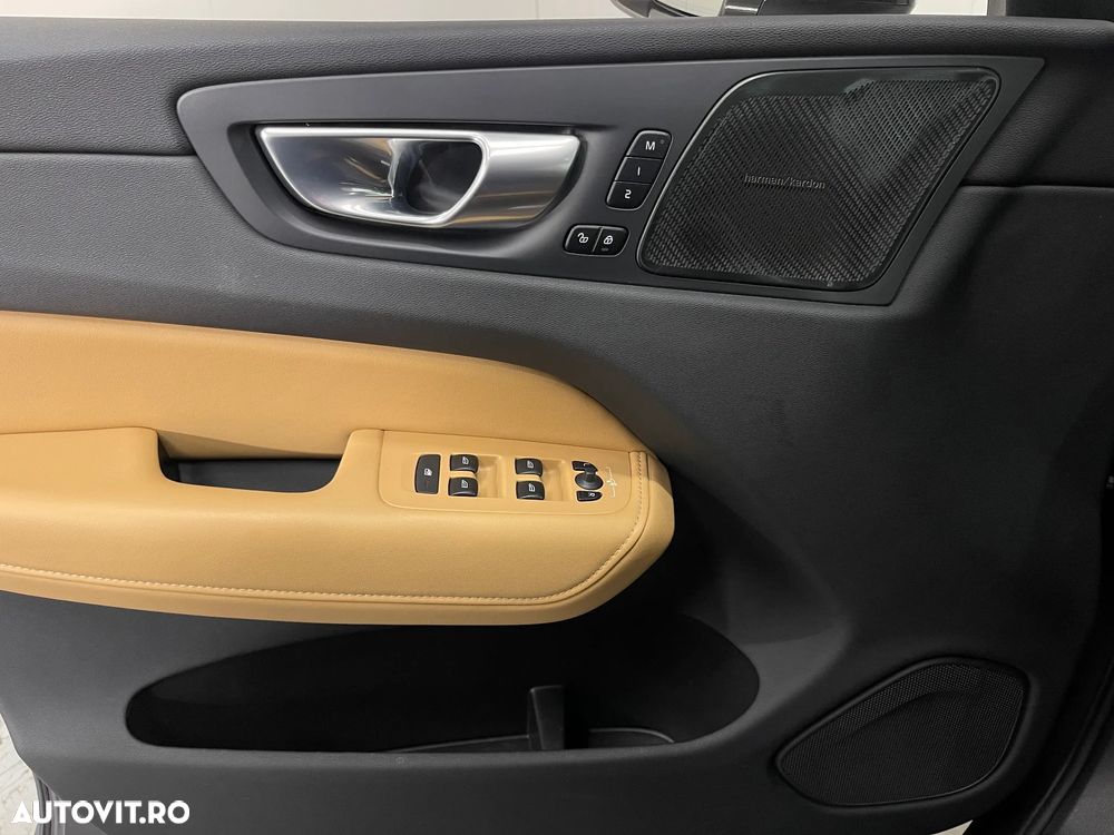 Volvo XC 60 B5 MHEV AT8 AWD Inscription - 28