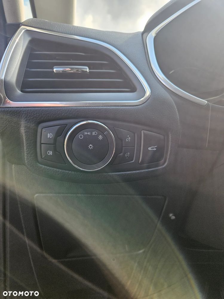 Ford S-Max 2.0 TDCi Titanium PowerShift - 17