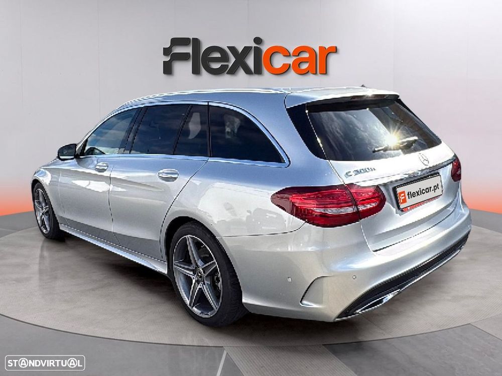Mercedes-Benz C 300 BlueTEC Hybrid AMG Line - 5