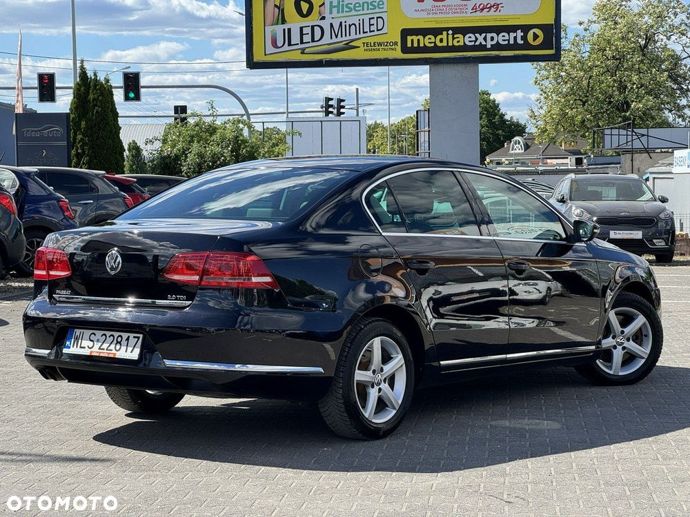 Volkswagen Passat - 10