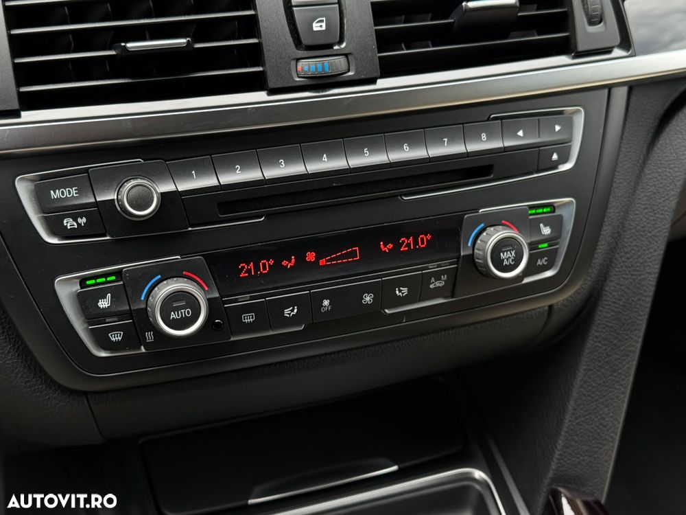 BMW Seria 3 320d xDrive Aut. Modern Line - 17