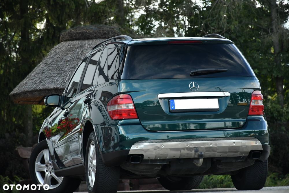 Mercedes-Benz ML 320 CDI 4Matic 7G-TRONIC DPF Edition 10 - 14