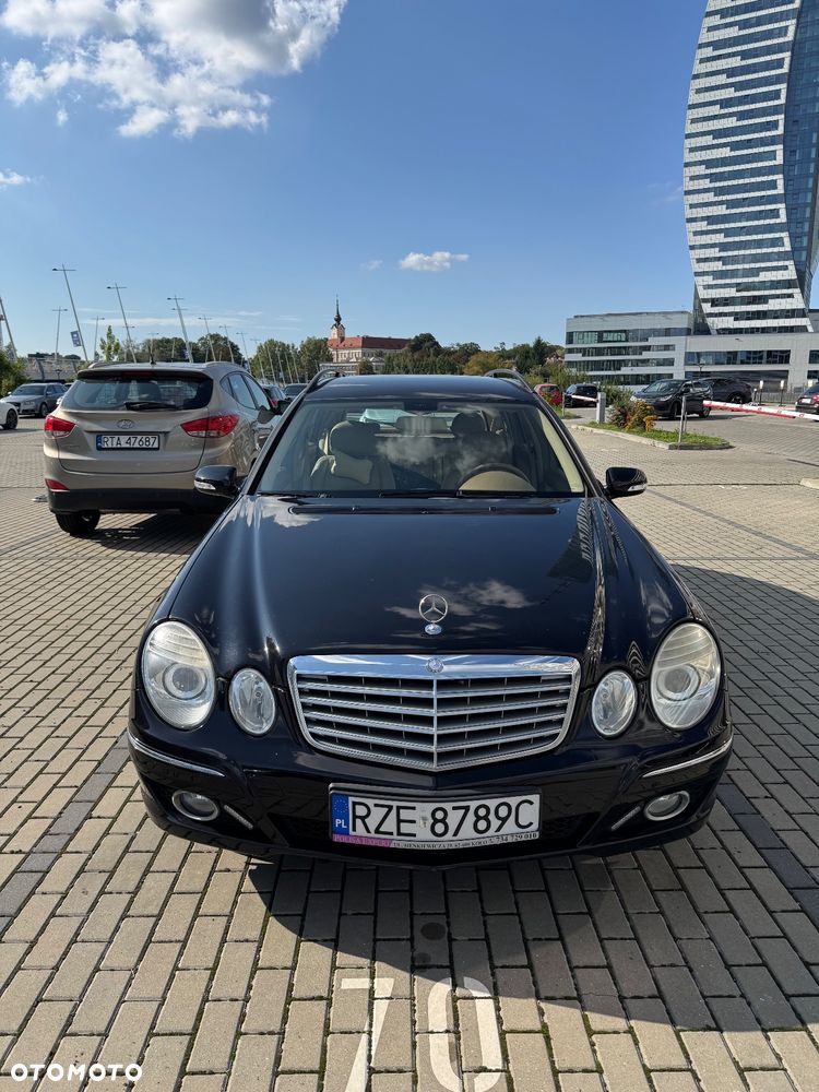 Mercedes-Benz Klasa E 200 CDI Elegance - 1