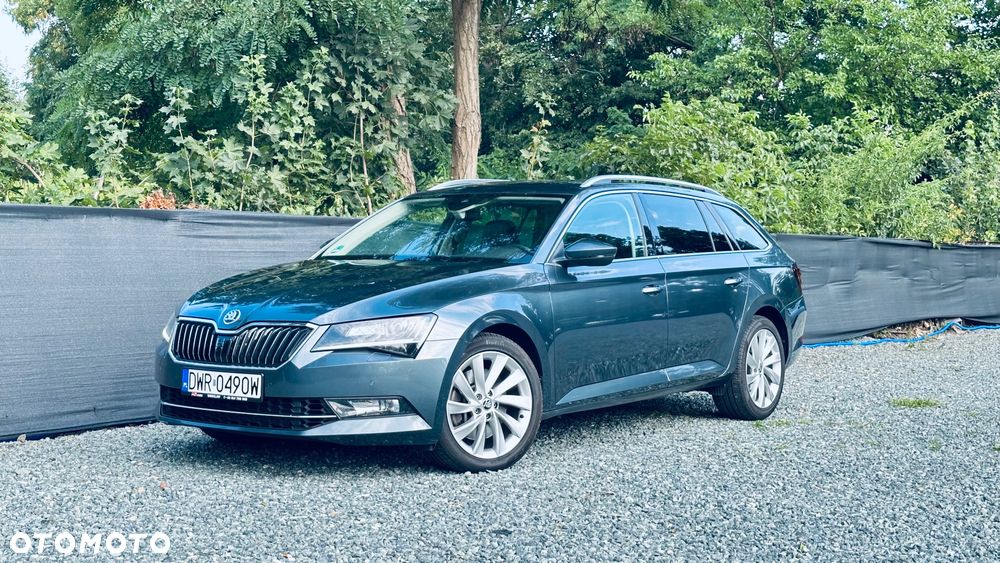 Skoda Superb 2.0 TSI 4x4 DSG Sportline - 2