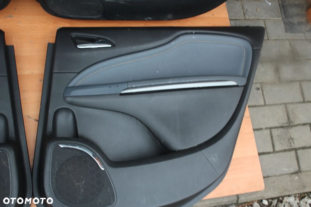 KOMPLET PRZEKŁADKA FOTELE BOCZKI PLASTIKI WYKŁADZINA PASY OPEL ZAFIRA C 7 OSÓB PÓŁSKÓRA - 34