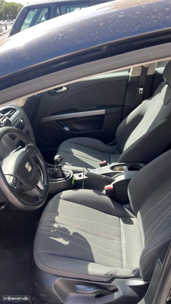 SEAT Leon 1.6 TDI DPF Ecomotive Style - 6