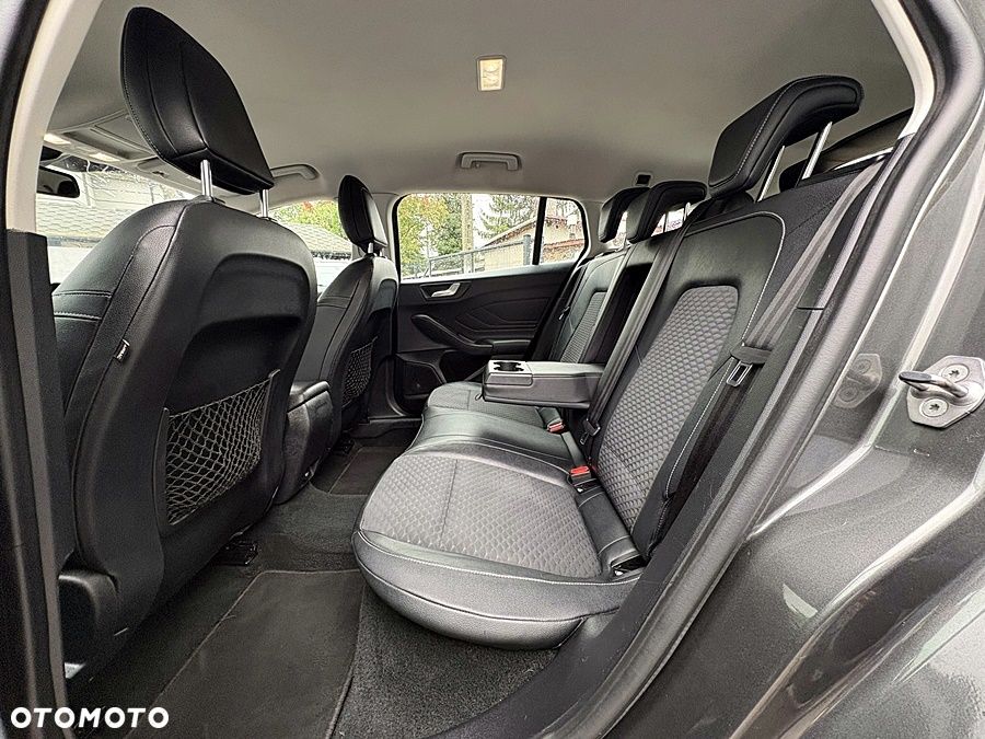 Ford Focus 1.5 EcoBlue Start-Stopp-System COOL&CONNECT - 18