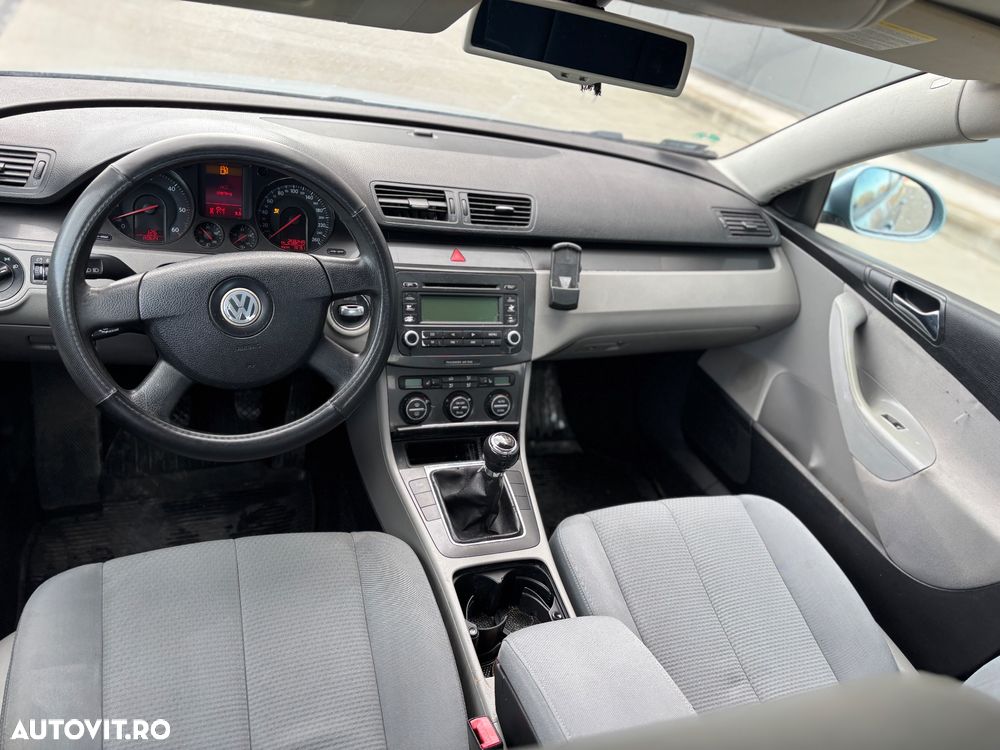 Volkswagen Passat 1.9 TDI Trendline - 3