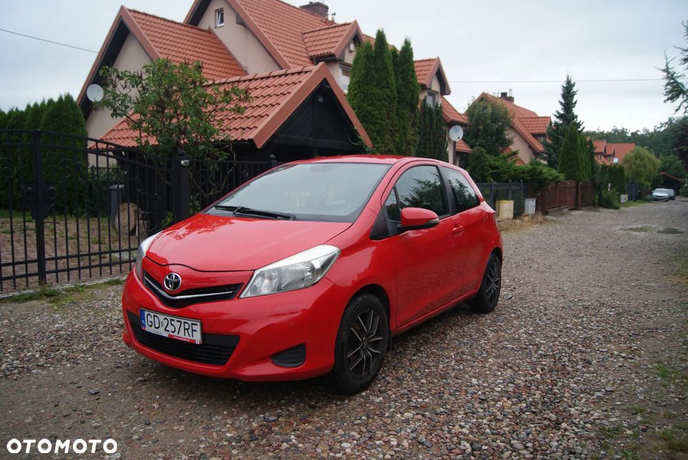 Toyota Yaris 1.0 Luna EU5 - 2