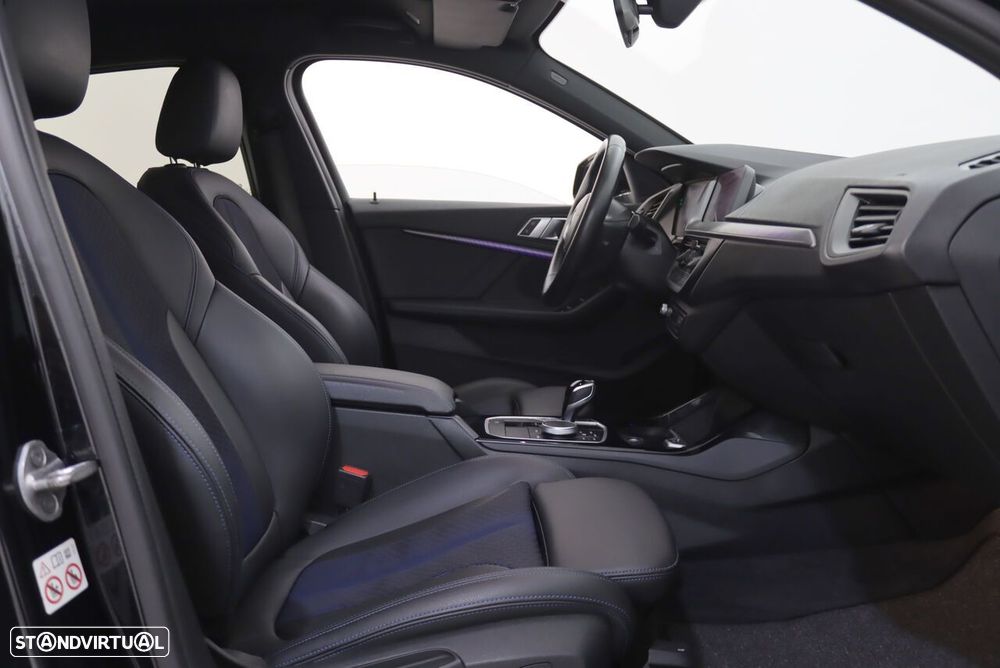 BMW 116 d Pack Desportivo M Auto - 7