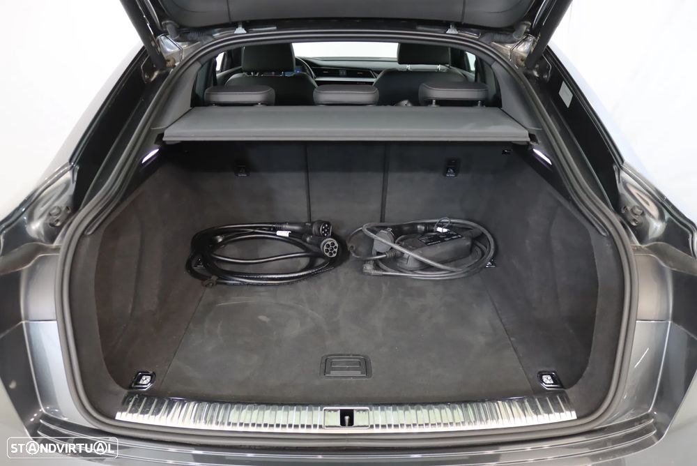 Audi e-tron 55 quattro S line - 39