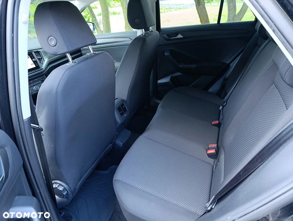 Volkswagen T-Roc 1.5 TSI OPF DSG ACTIVE - 9
