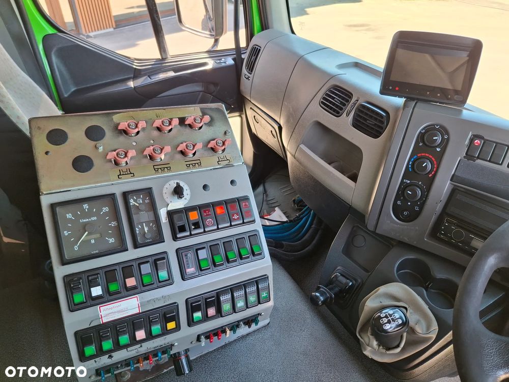 Renault Midlum 270 DXI Zamiatarka BUCHER Szczotki L/R Lewa I Prawa Strona 2 Silniki Karcher Listwa Ciśnieniowa Lanca Na Bębnie 2011r - 23