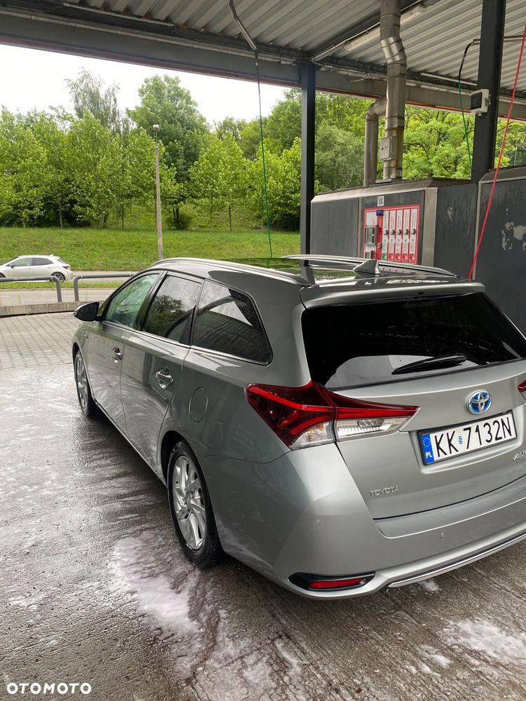 Toyota Auris - 4