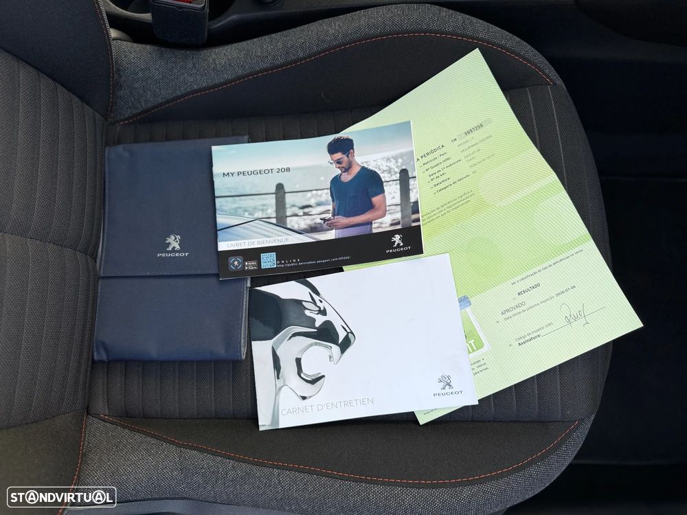 Peugeot 208 1.2 PureTech Allure - 8
