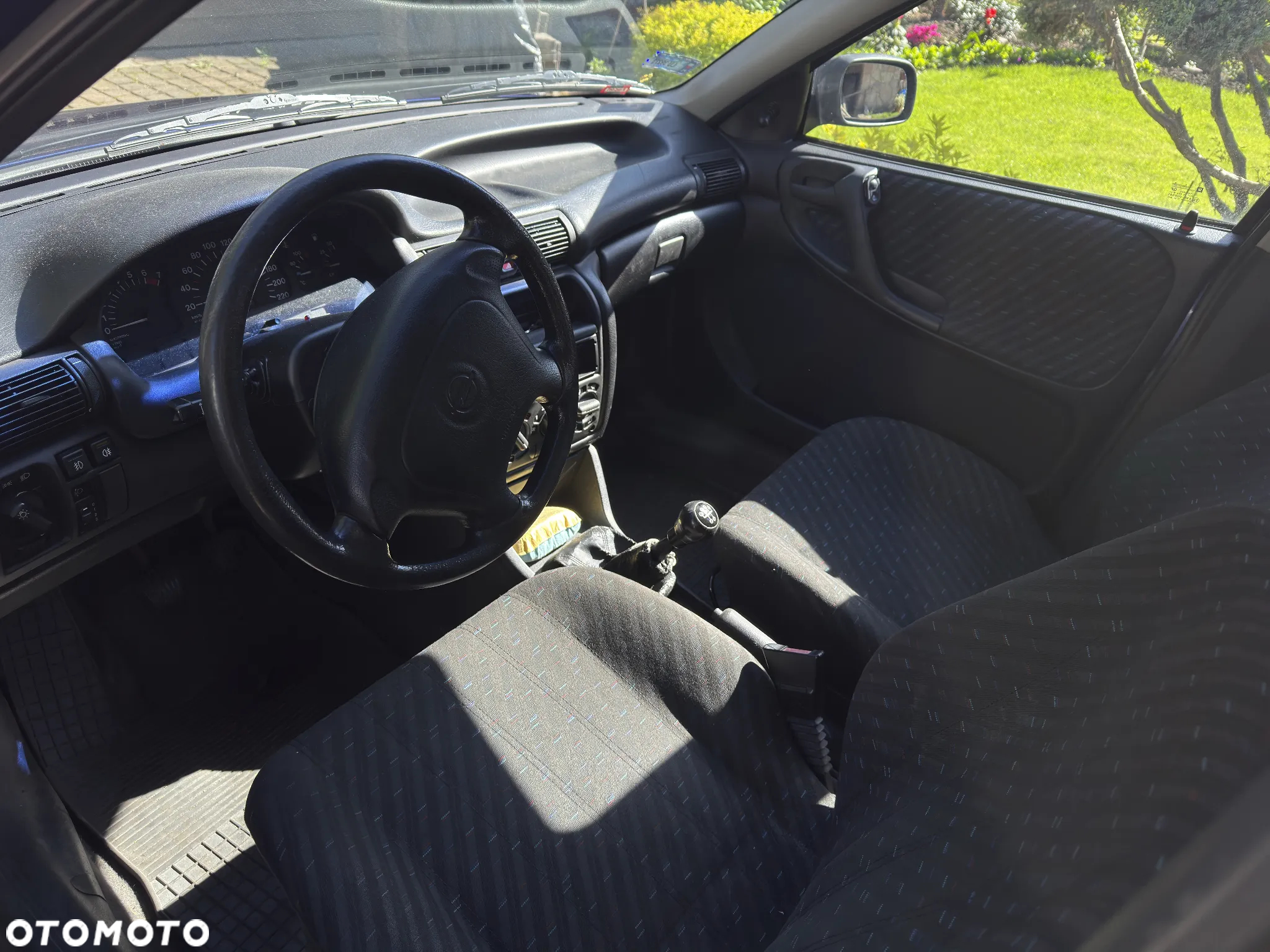 Opel Astra 1.4 16v GL - 2