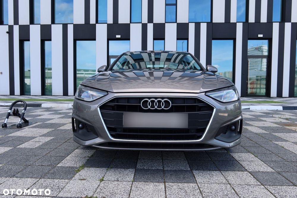 Audi A4 Avant 30 TDI mHEV S tronic - 1