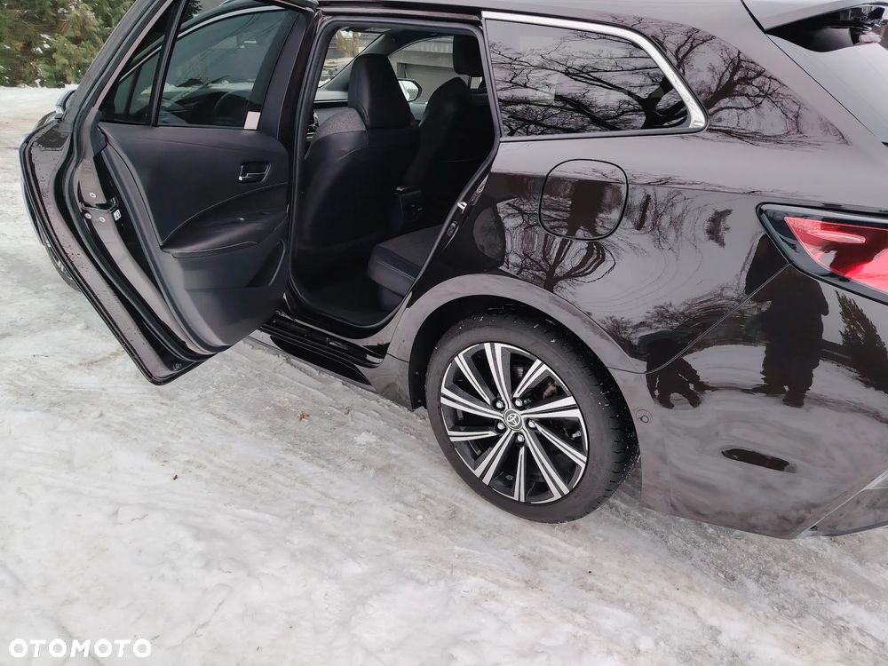 Toyota Corolla 1.8 Hybrid GPF Comfort - 13