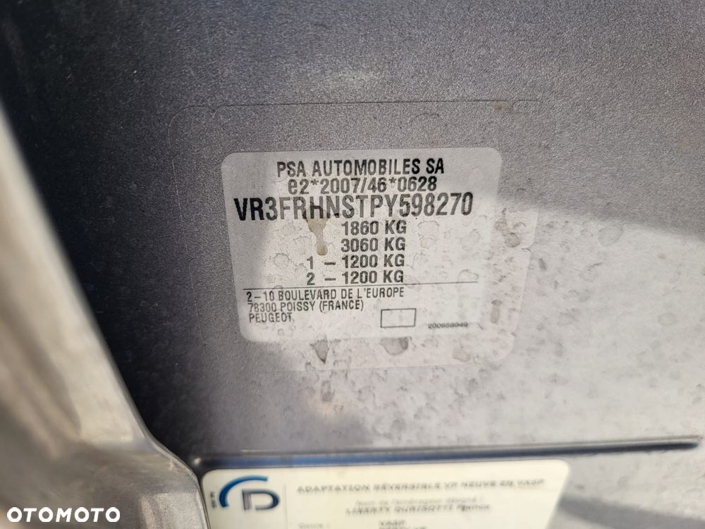 Peugeot 308 PureTech 130 GPF EAT8 Stop & Start Allure Business-Paket - 31
