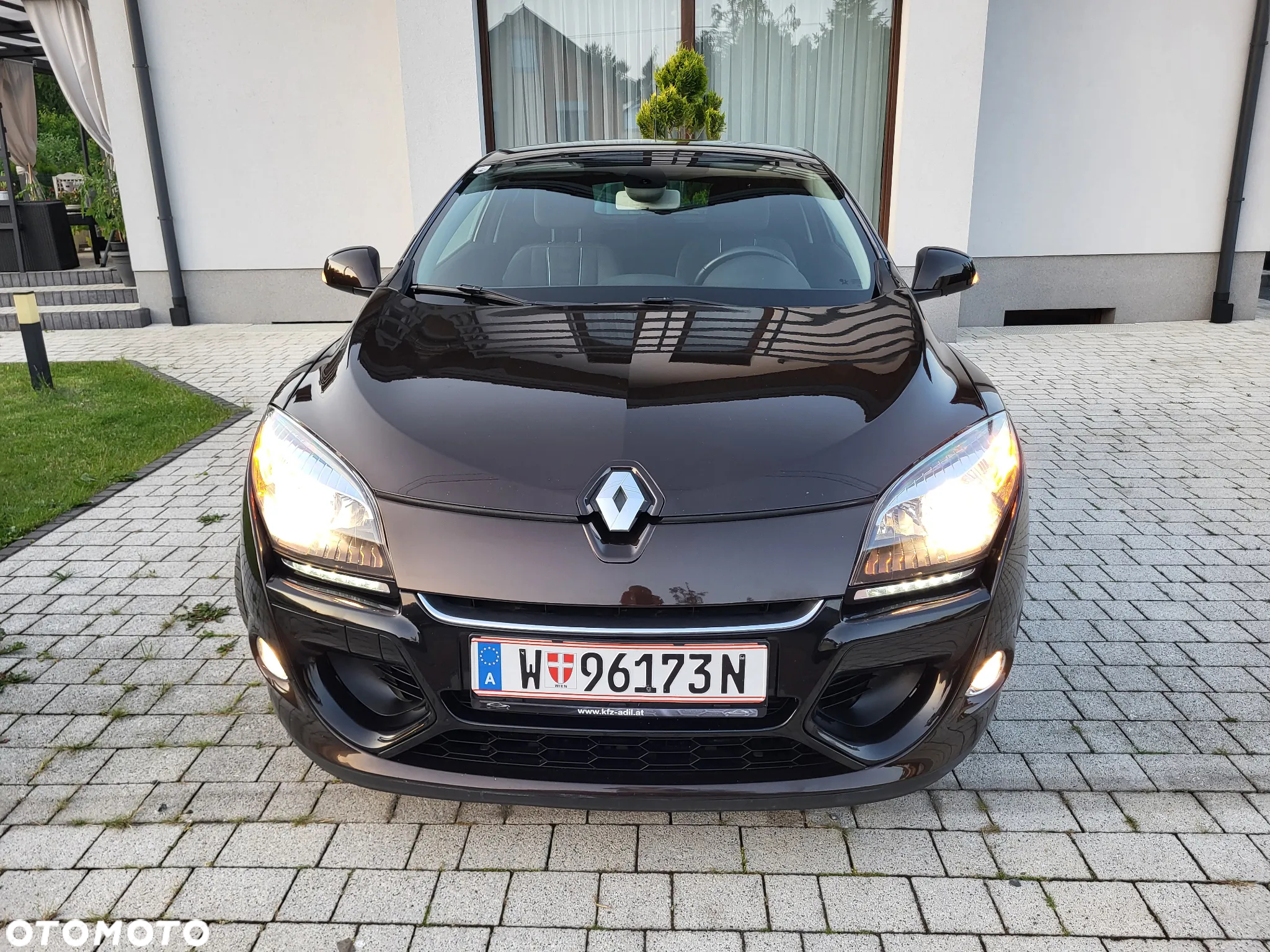 Renault Megane Grandtour ENERGY TCe 115 Start & Stop Bose Edition - 23
