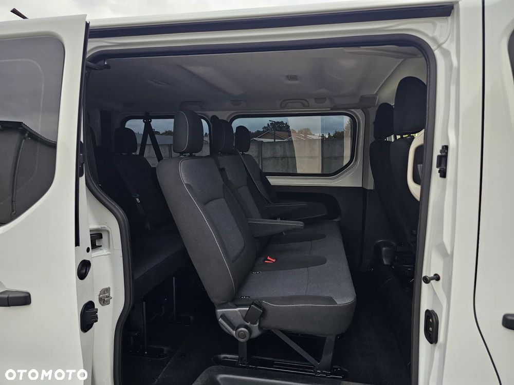 Opel Vivaro - 12