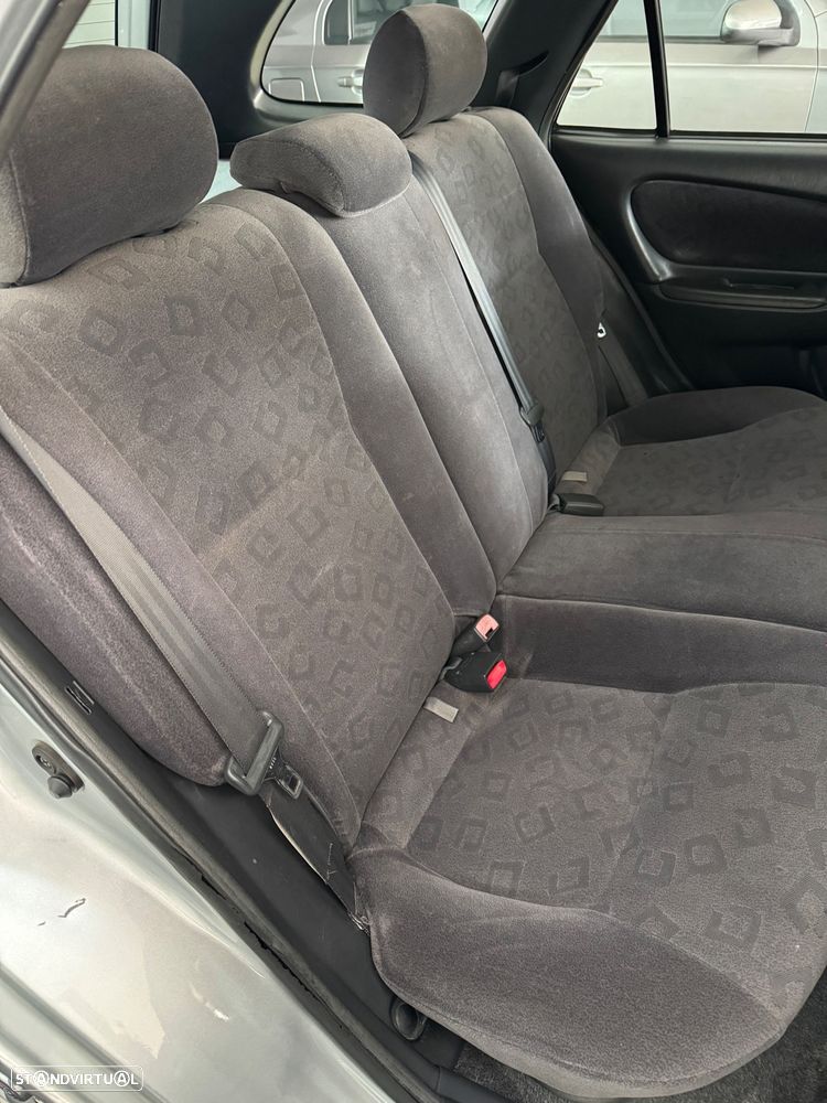 Toyota Corolla SW 1.3 Luna AC - 12