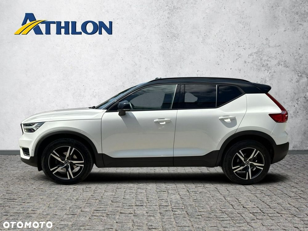 Volvo XC 40 T3 R-Design - 2