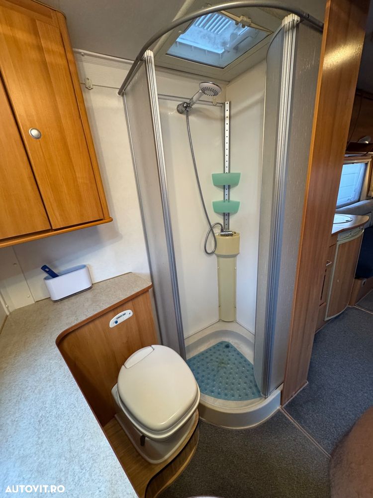 Hymer-Eriba Nova 470 montana - 18